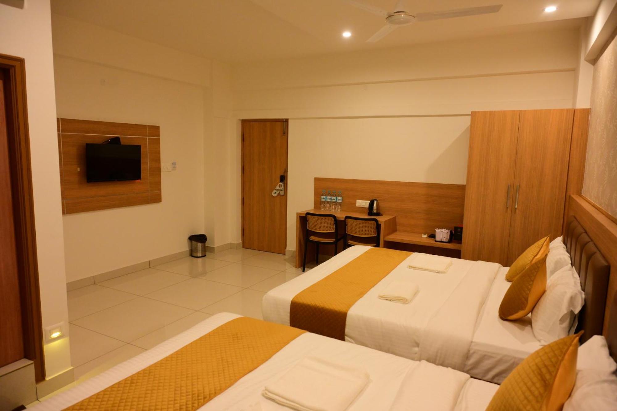 Bimba Hotels Mysore Ngoại thất bức ảnh